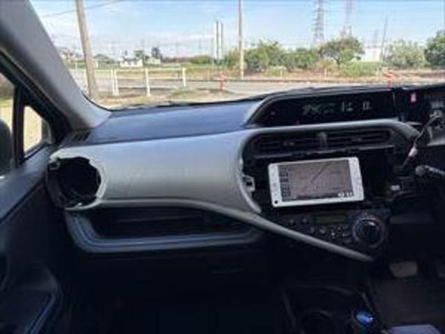 トヨタ アクア エアコン風量スイッチ 作動不良