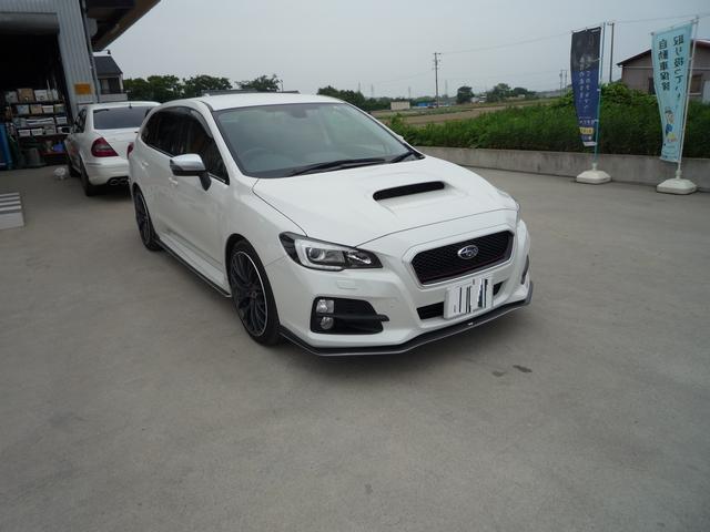 レヴォーグ　リアストラットタワーバー持込み取付け