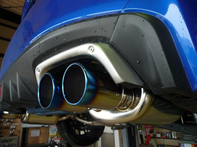 スバル　WRX　S４　にHKSリーガマックスプレミアムの持込み取付