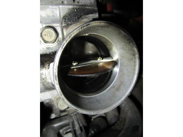 スバル インプレッサ エンジン不調の原因 スロットルボディの掃除(*‘ω‘ *)