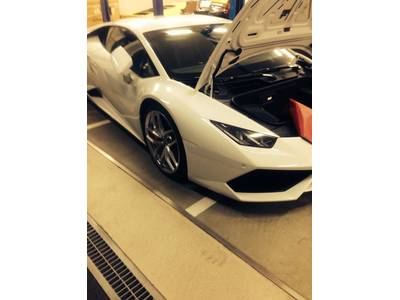 ランボルギーニも整備できます！