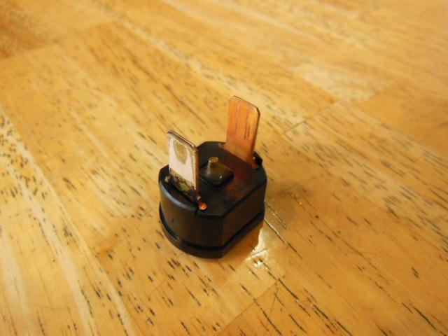 ランクル60　窓ガラスが上がらない　スイッチ回路故障　豊橋在住のお客様