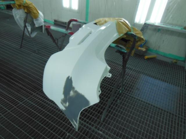 アクセラ　バンパー　キズ　修理　豊川在住のお客様