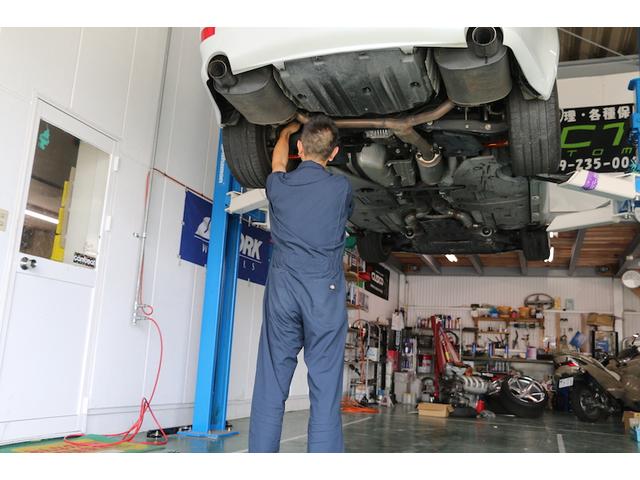 国家資格整備士を取得した整備のプロがあらゆるご希望にお応え致します。