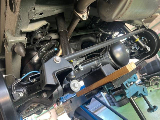新車外し】スズキ JB64 ジムニー 純正 サスペンションキット 1台