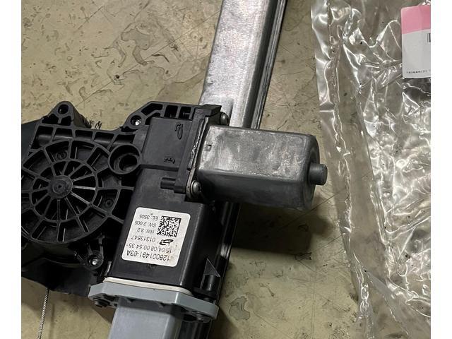 ルノー キャプチャーパワーウィンドウモーター交換 只今グーネットピットから車検ご成約のお客様にboxティッシュ15箱プレゼント グーネットピット ルノー キャプチャーパワーウィンドウモーター交換 只今グーネットピットから車検ご成約のお客様にboxティッシュ15箱プレゼント グーネットピット