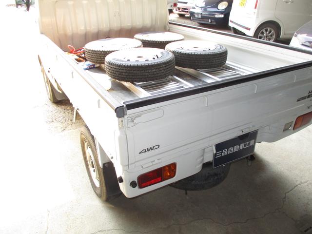 関市　タイヤ交換　ハイゼットトラック　S211P　ダイハツ　安くて安心　安全車検　新車販売　中古車販売　買取　車検　点検　整備　修理　リコール　交換　岐阜県　関市　美濃市　岐阜市　三品自動車工業　土日祝営業