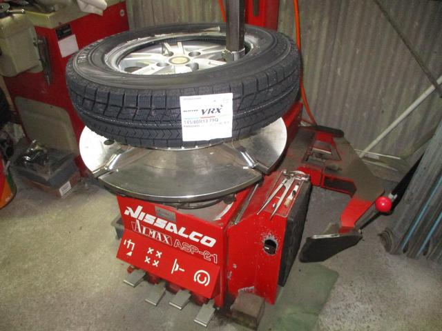 スタッドレスタイヤ・アルミホイール4本セット 155/65R13