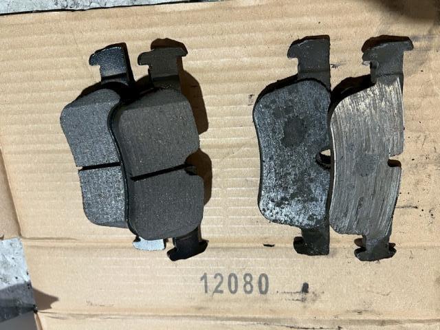 ブレーキパッド、ブレーキローター交換 MINI MINI YT20 サスペンション・足回り修理・整備