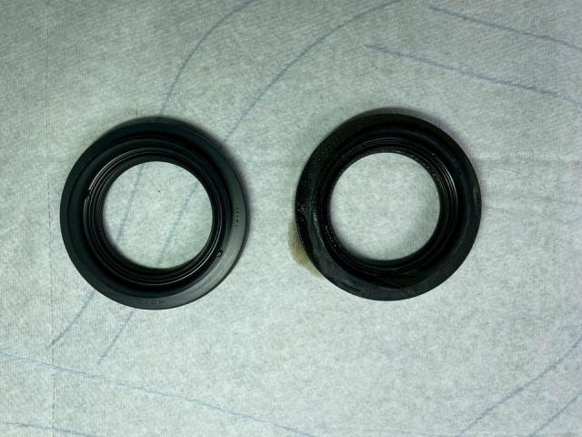 マツダ　アテンザワゴン　足回り整備　ドライブシャフト交換