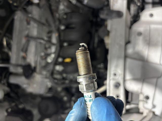 エンジン始動不良　かかりが悪い　インジェクタ交換　トヨタ　プロボックス　NCP160