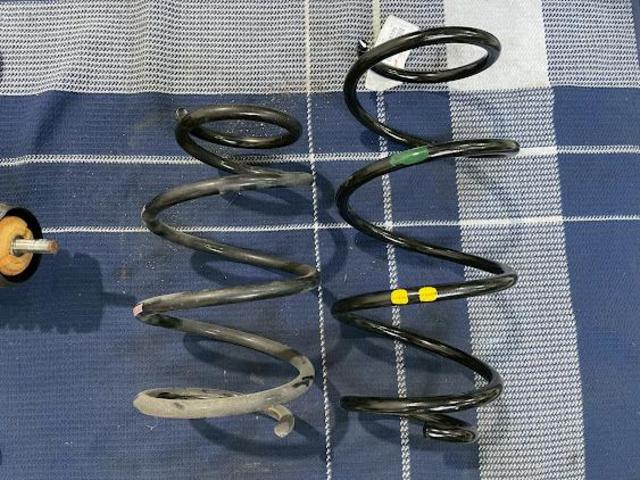 トヨタ　アルファード　車検　3.5 ExecutiveS 7人　サスペンション交換
