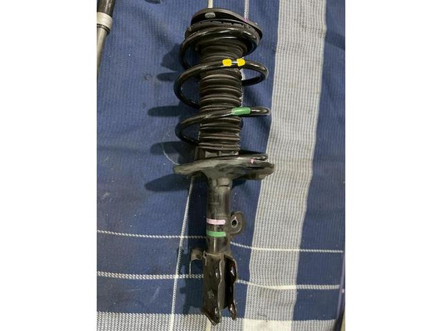 トヨタ　アルファード　車検　3.5 ExecutiveS 7人　サスペンション交換
