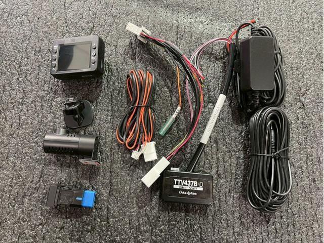 トヨタ　新型ノア　前後ドライブレコーダー　テレビキャンセラー取付