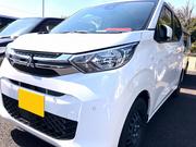 ライト・ウィンカー類パーツの取付けを行っております。