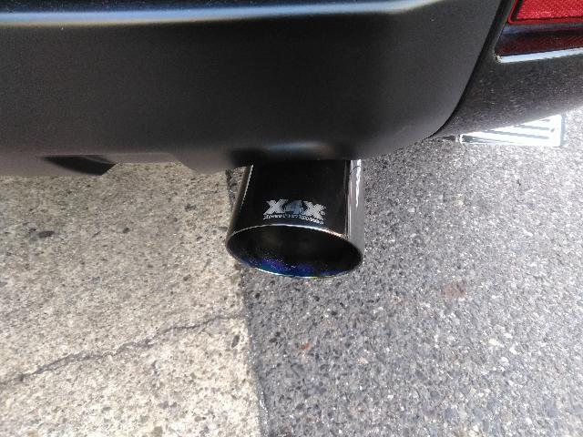 三菱　デリカ D5　カスタム　修理　マッドフラップ　マフラーカッター取り付け