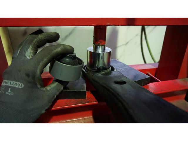 三菱 デリカ Ｄ５ Ｋ様 
ご成約ありがとうございました！
三菱デリカＤ５ ガソリン車
平成２１年式 ４ＷＤ
しっかり整備でお渡しいたします！