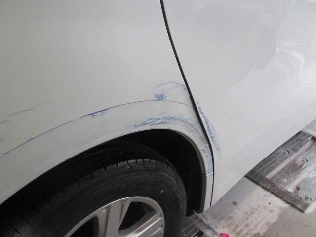 岡崎　豊田　安城　近く　トヨタ　アルファード　リヤフェンダー　リヤドア　修理　鈑金　塗装　パーツ持込取付
