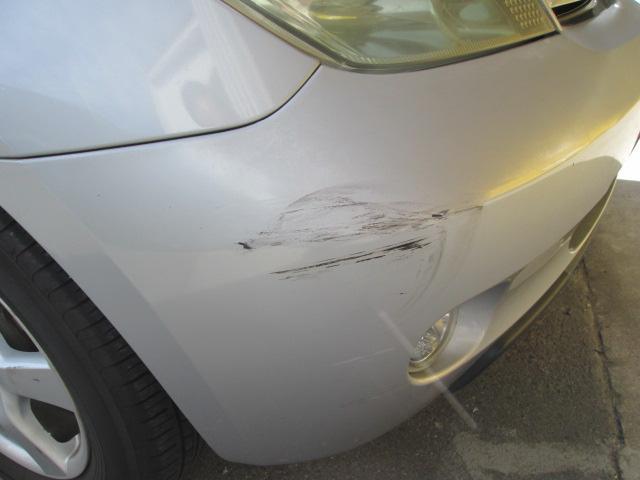 岡崎　豊田　安城　近く　トヨタ　イスト　フロントバンパー修理　傷　鈑金　塗装　パーツ持込取付　ハスラー　カスタム　リフトアップ