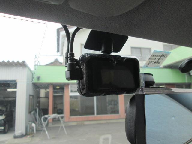 岡崎　豊田　安城　近く　トヨタ　ファンカーゴ　ドライブレコーダー取付　レーダー探知機取付　パーツ持込　修理　鈑金　塗装