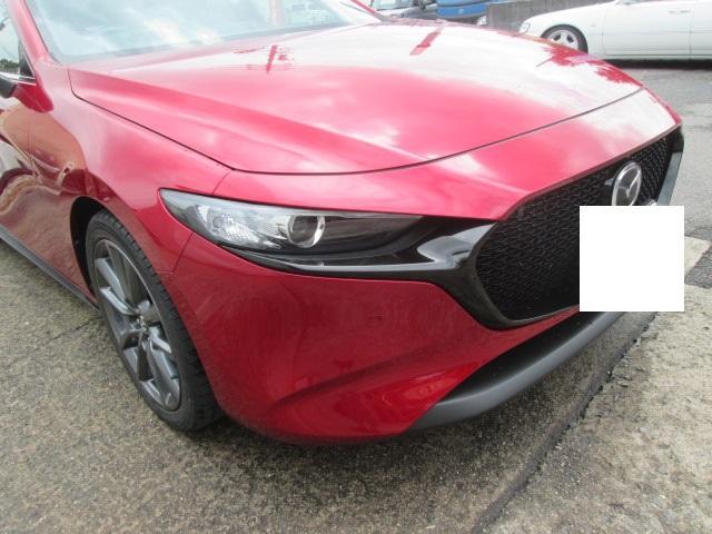 岡崎　豊田　安城　近く　マツダ　MAZDA3　マツダ3　フロントバンパー　フロントフェンダー　修理　鈑金　塗装　パーツ持込取付