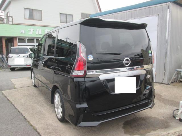 岡崎　豊田　安城　近く　ニッサン　セレナ　車検　エンジンオイル交換　ブレーキパッド交換　修理　パーツ持込取付　鈑金　塗装