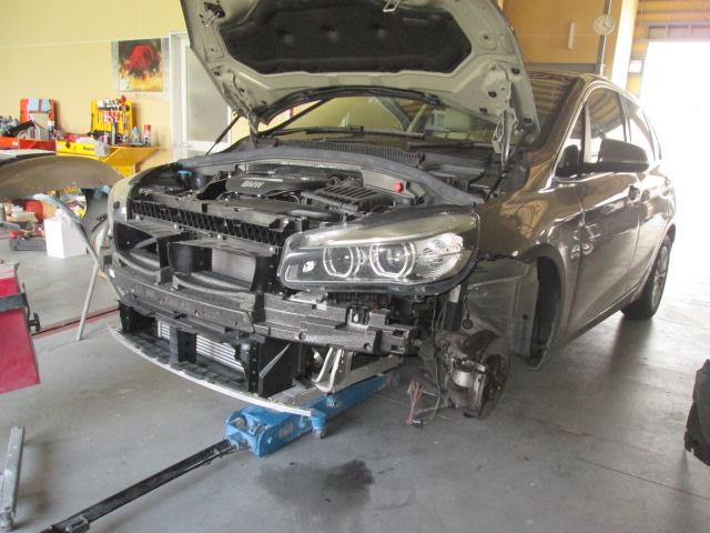 BMW　218ⅰ　バンパー修理
