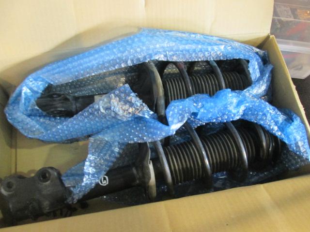 ニッサン ウイングロード 左右フロントストラットASSY交換|グー ニッサン ウイングロード 左右フロントストラットASSY交換|グー