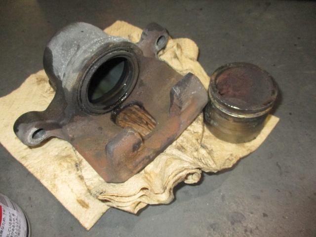 ダイハツ　ミラジーノ　足回り点検