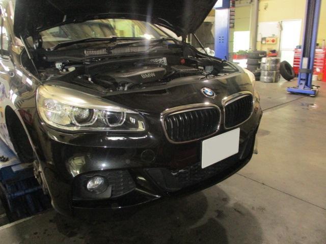 ＢＭＷ　２１８ｉ　ブレーキパッド・ローター交換