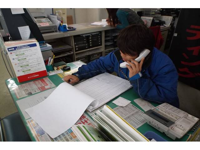 電話予約承ります。お早めにご連絡くださいね。