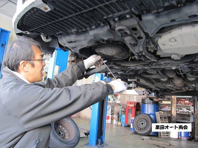 オイル交換も真心込めてやります！
