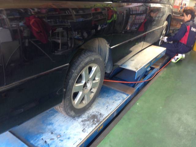 稲沢市　エルグランド　車検