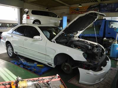 輸入車の整備や修理もご相談下さい☆