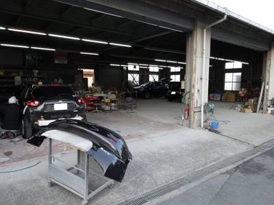 川北自動車板金塗装】三重県四日市市の自動車の整備・修理工場 川北自動車板金塗装】三重県四日市市の自動車の整備・修理工場