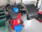 こちらも２０１３年導入のバランサーです！タイヤの負荷荷重を一定にします。