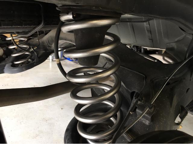 N-VAN リフトアップ ホイール交換 サス交換 名古屋市 天白区