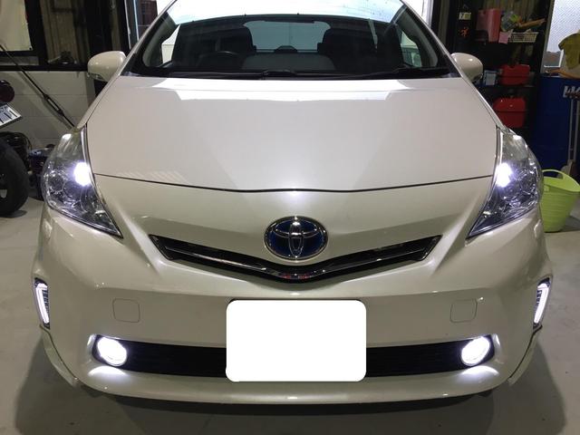 トヨタ プリウスα ZVW40 ZVW41 持込みレンズ交換 トヨタ プリウスα ZVW40 ZVW41 持込みレンズ交換