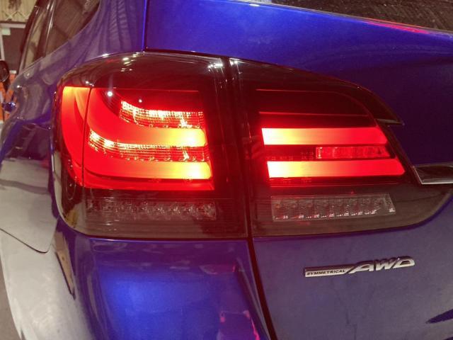 スバル レヴォーグ 持ち込み社外テール交換 
名古屋市 天白区