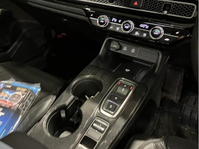 ホンダ　シビックハイブリッド　持込みＴＶキャンセラー取り付け
名古屋市　天白区