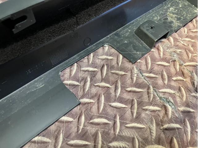 ディフェンダー　持ち込みサイドステップ取付
名古屋市　天白区