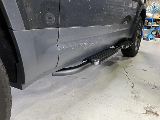 ディフェンダー　持ち込みサイドステップ取付
名古屋市　天白区