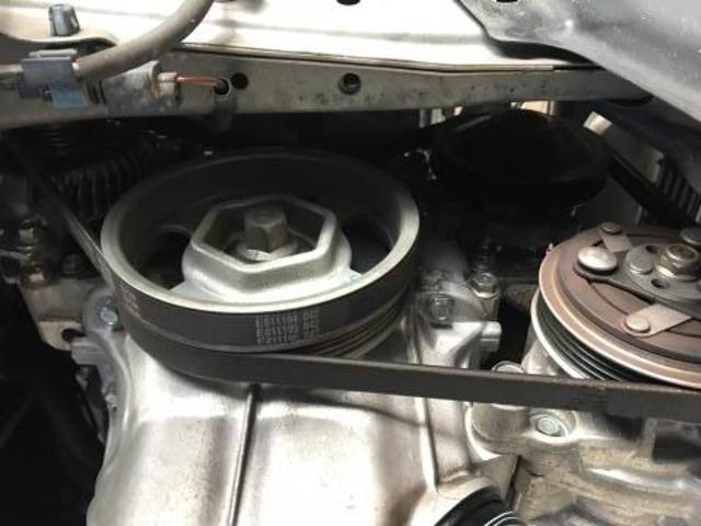 車検で入庫いただきましたn Box エンジンのファンベルトの交換もご用命いただきましたので交換作業を行なっていきます グーネットピット 車検で入庫いただきましたn Box エンジンのファンベルトの交換もご用命いただきましたので交換作業を行なっていきます グーネットピット