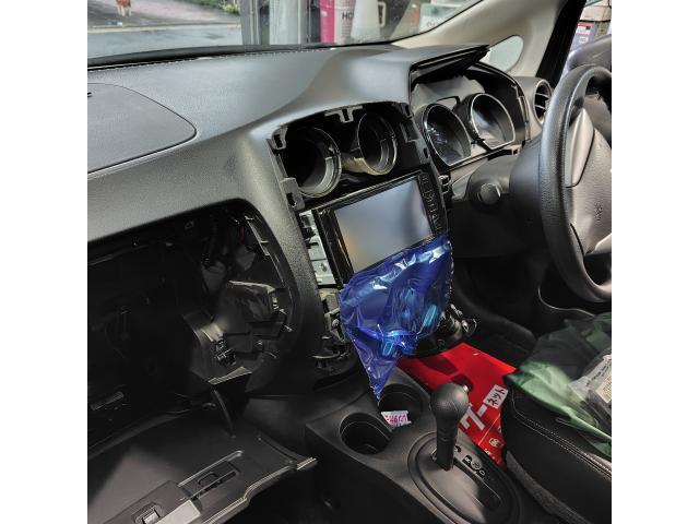 日産　ノート　バックカメラ取り付け