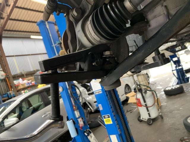 スズキ　アルトラパン　フロントロワボールジョイントブーツ交換