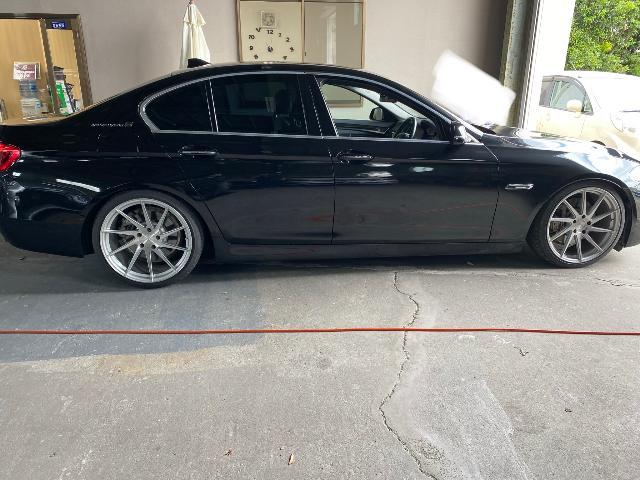 BMW 5シリーズ　車高調整　