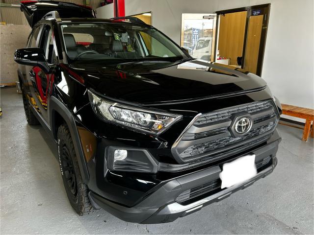 トヨタ　ＲＡＶ４　持ち込み　タコマ風フロントグリル　リアラダー　取り付け　名古屋市中川区　四日市市　桑名市