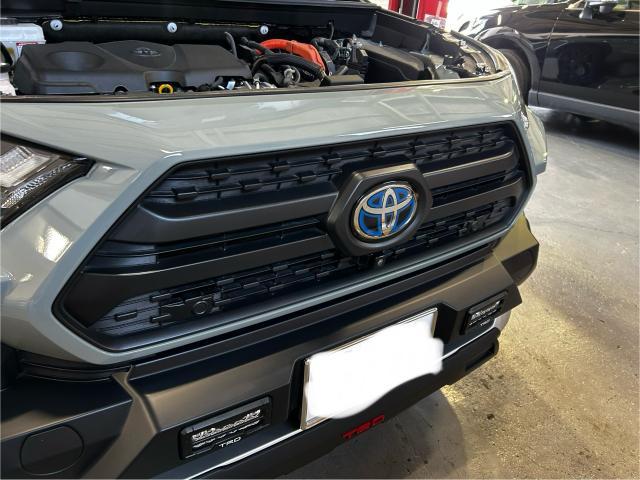 RAV4 持ち込み タコマ風フロントグリル 取り付け 名古屋市 RAV4 持ち込み タコマ風フロントグリル 取り付け 名古屋市