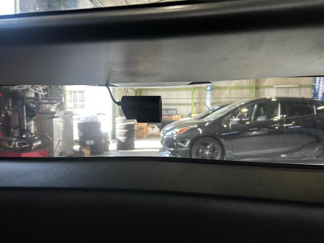プリウス　持ち込み　デジタルインナーミラー　取り付け　名古屋市中川区　名古屋市南区　名古屋市緑区