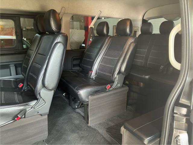 トヨタ　ハイエースワゴン　持ち込み　シート交換　リクライニング加工　名古屋市中川区　名古屋市港区　名古屋市中村区